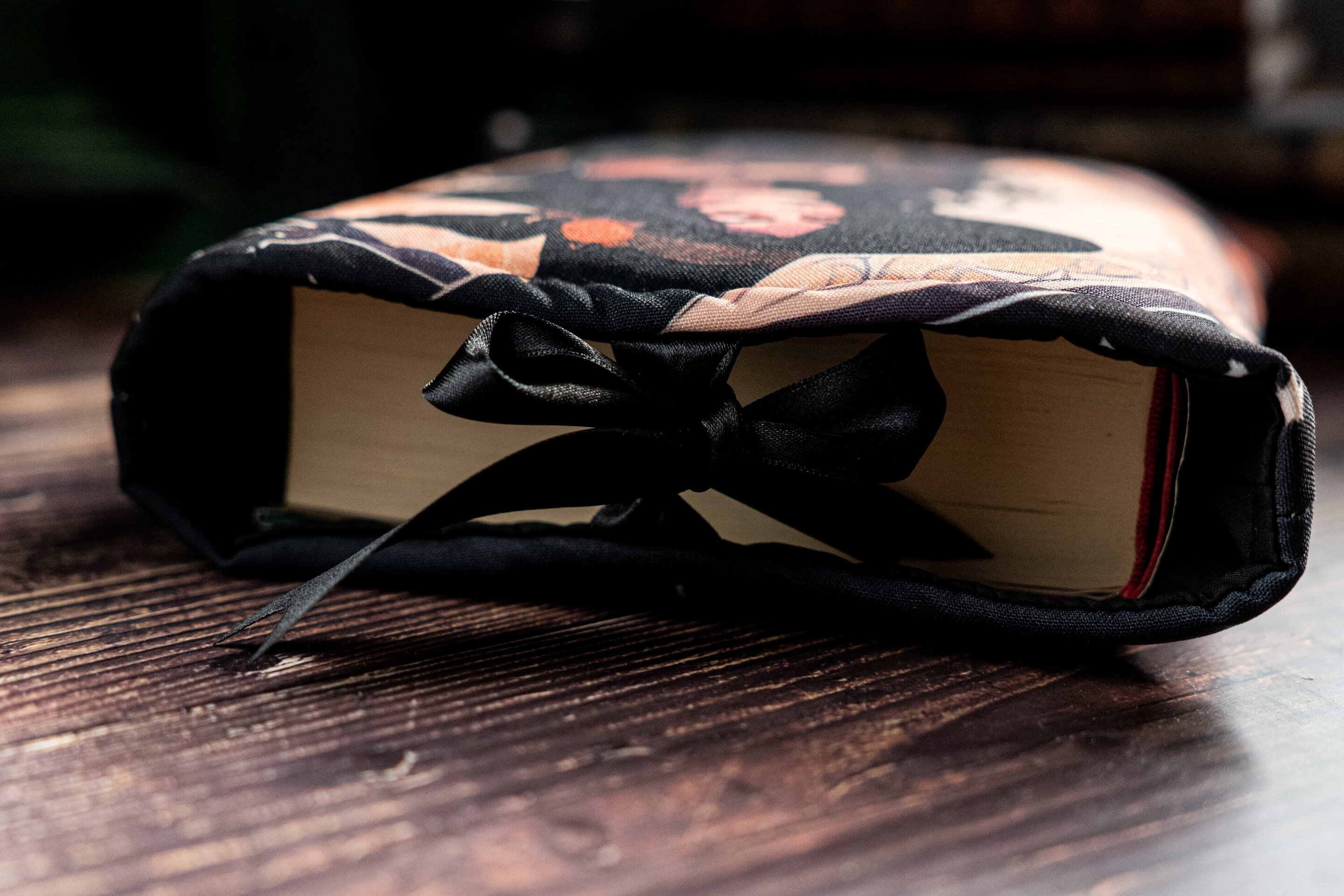 FUNDA LIBRO WITCH - 4