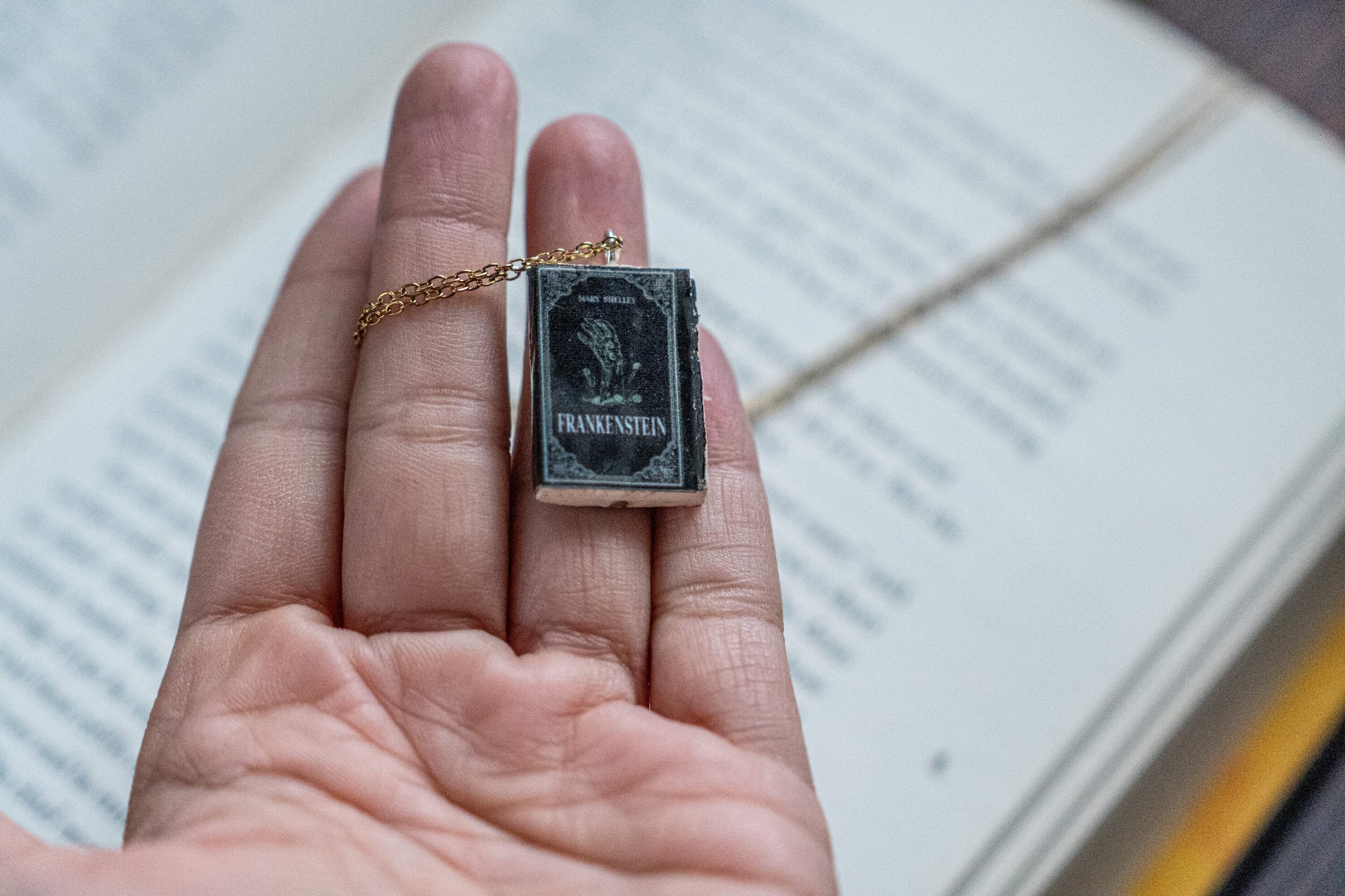 COLLAR MINI LIBRO - 7